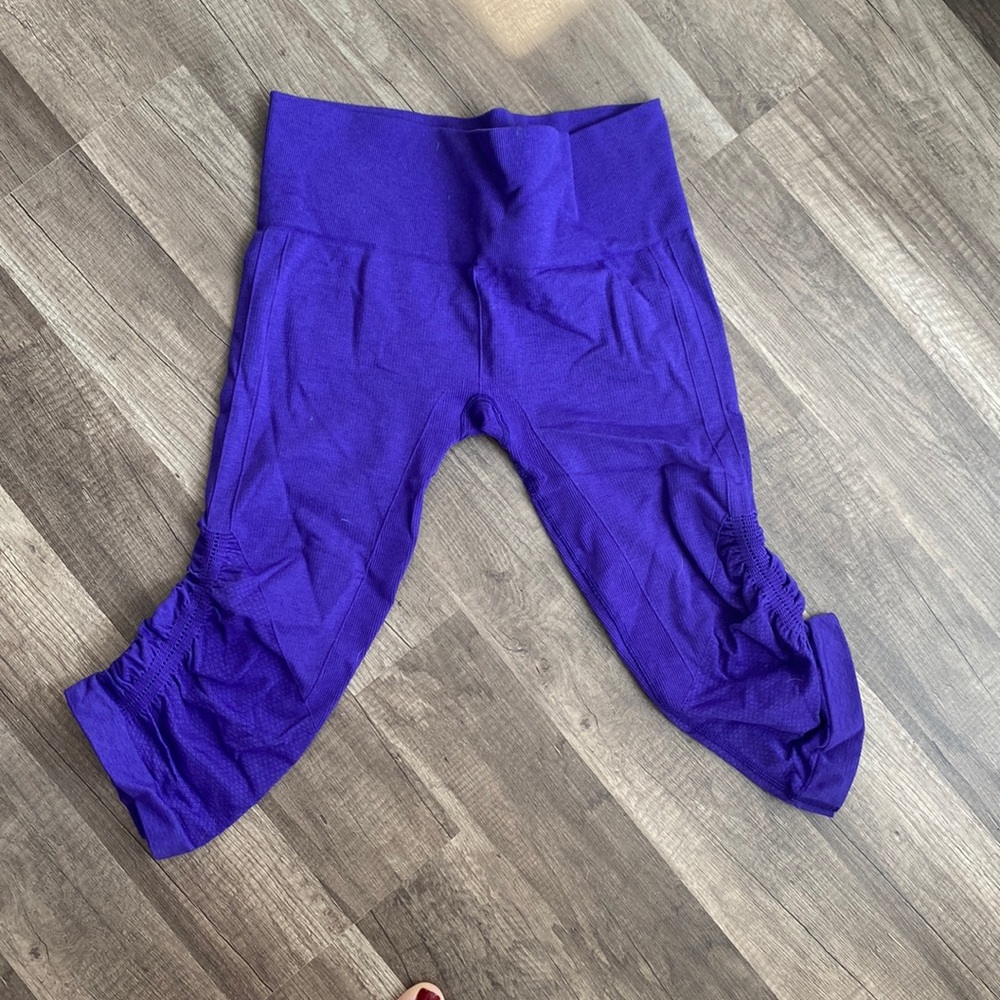 Lululemon seamless capris